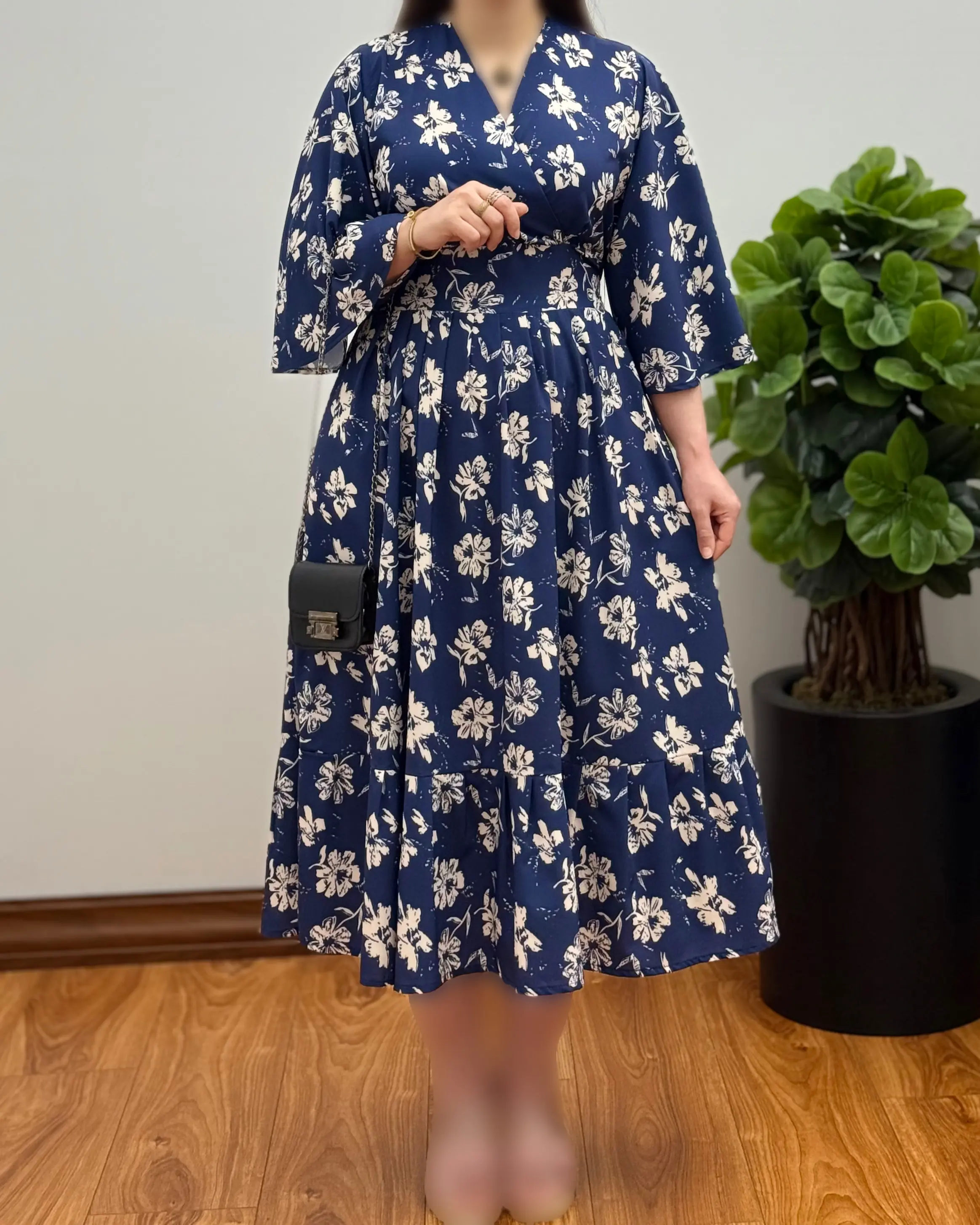 پیراهن دخترانه کرپ فلور آستین فیلی